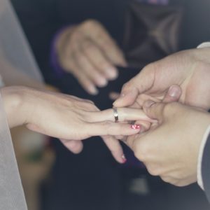オーダーメイドの結婚指輪とは？｜オリジナル指輪で特別な思い出を