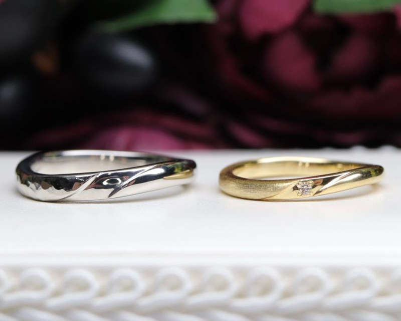結婚指輪（彫金工法）ダイヤモンドななこ留めスターダストハンマーライン加工鏡面