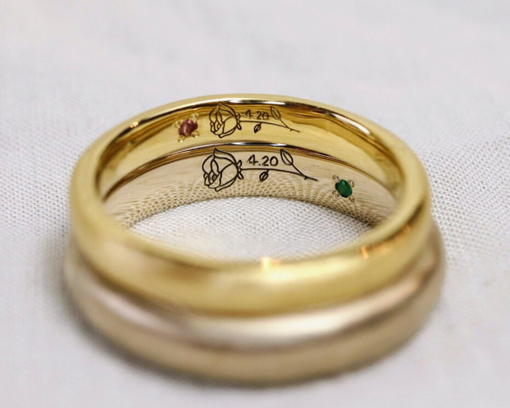 結婚指輪（彫金工法）エメラルドダイヤモンドトルマリンシークレットストーンななこ留め伏込み留めスターダストつや消し