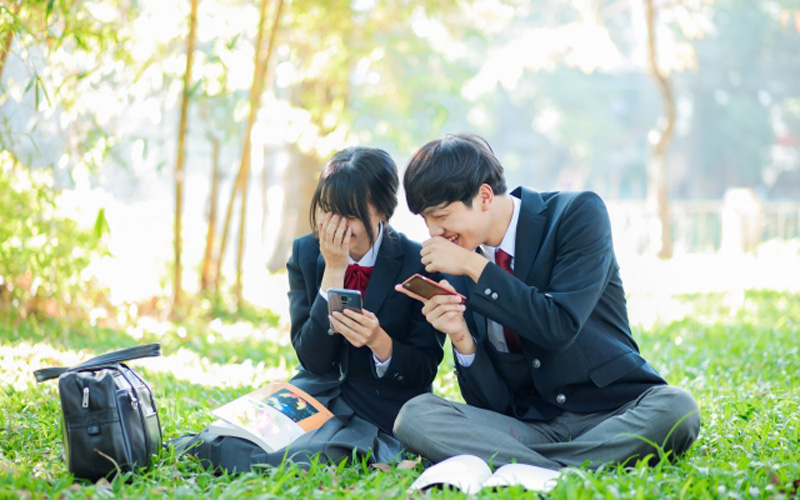 高校生カップル