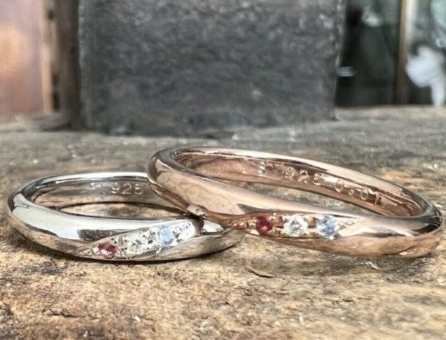 ペアリング（彫金工法）アクアマリンダイヤモンドルビー彫り留めカラーコーティングレーザー刻印鏡面