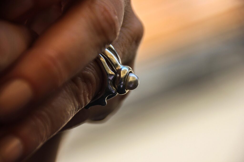 ring-3690254_1280 | 工房Smith札幌 メンズリングのオシャレな着け方