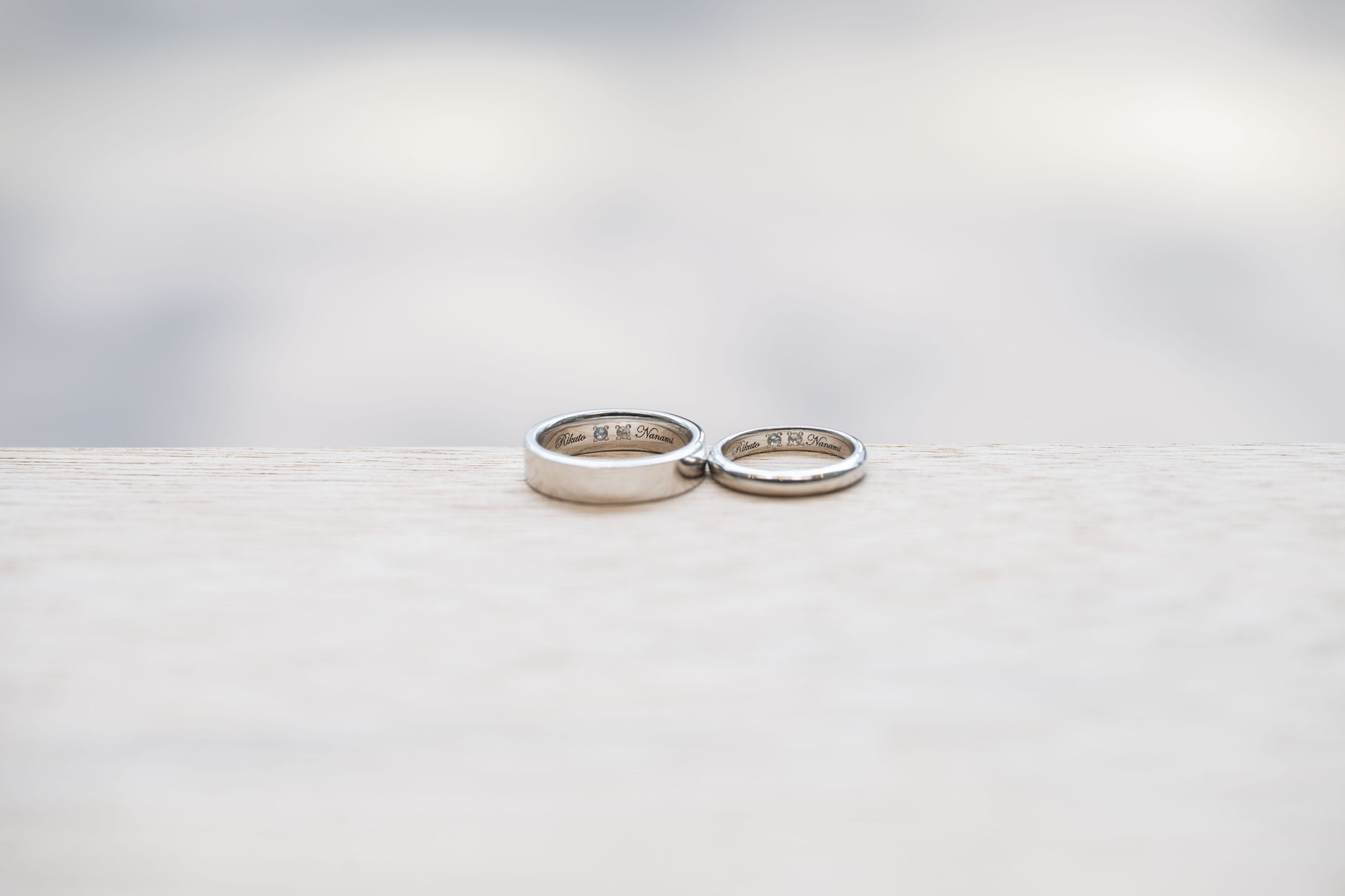 ペアリングアクアマリンムーンストーンシークレットストーンレーザー刻印鏡面