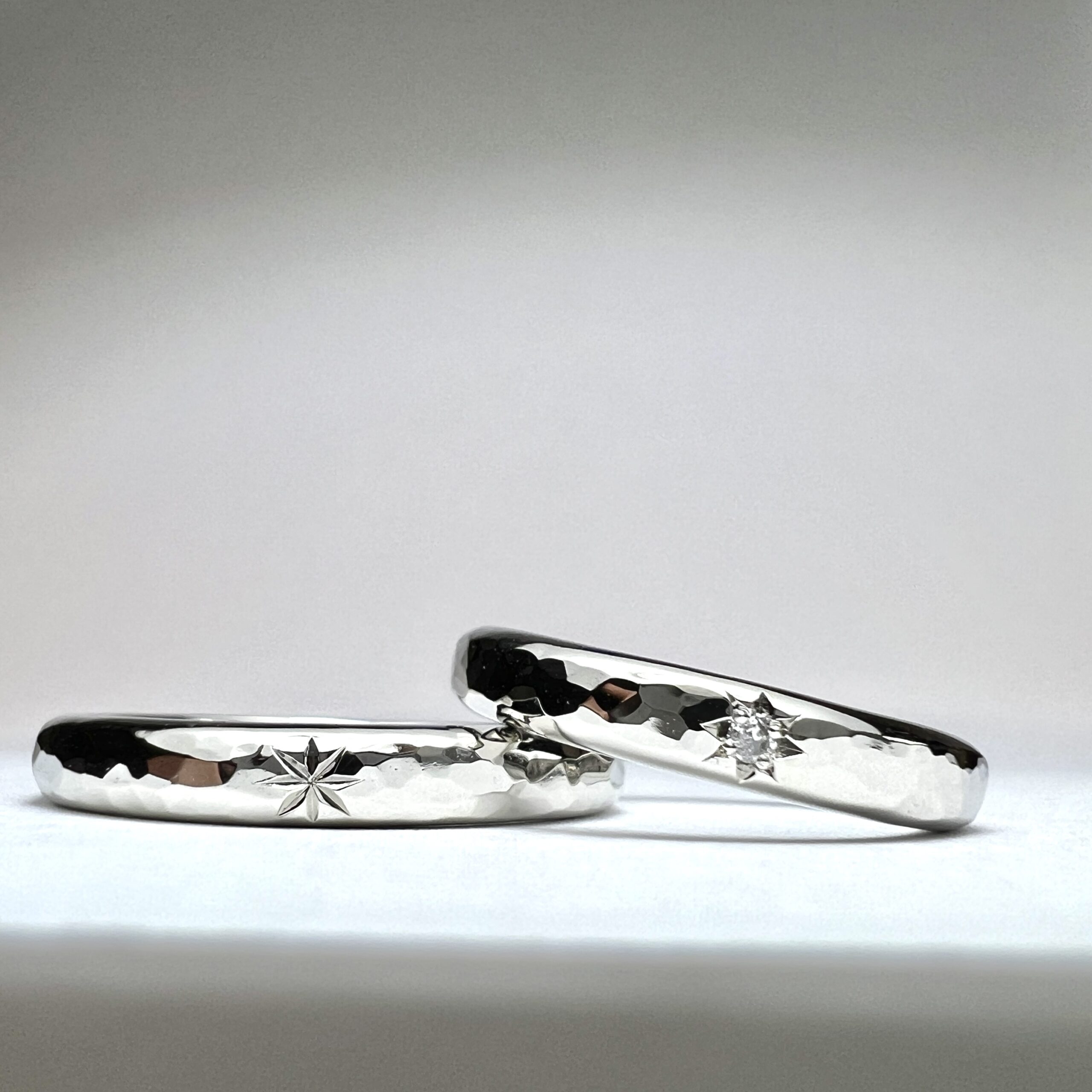 結婚指輪（彫金工法）ダイヤモンド五光留五光留めハンマー五光彫鏡面