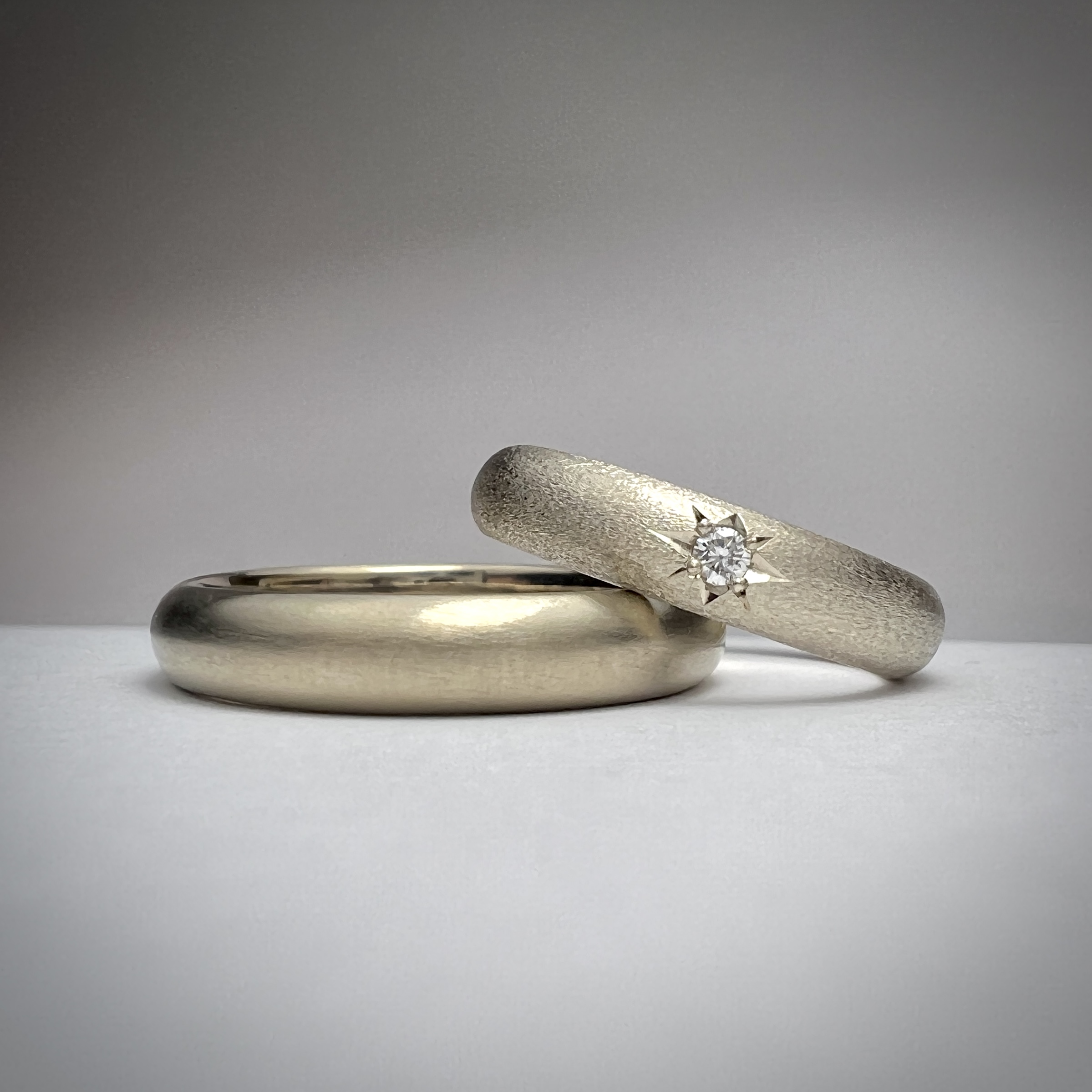 結婚指輪（彫金工法）ダイヤモンド五光留めスターダストつや消し