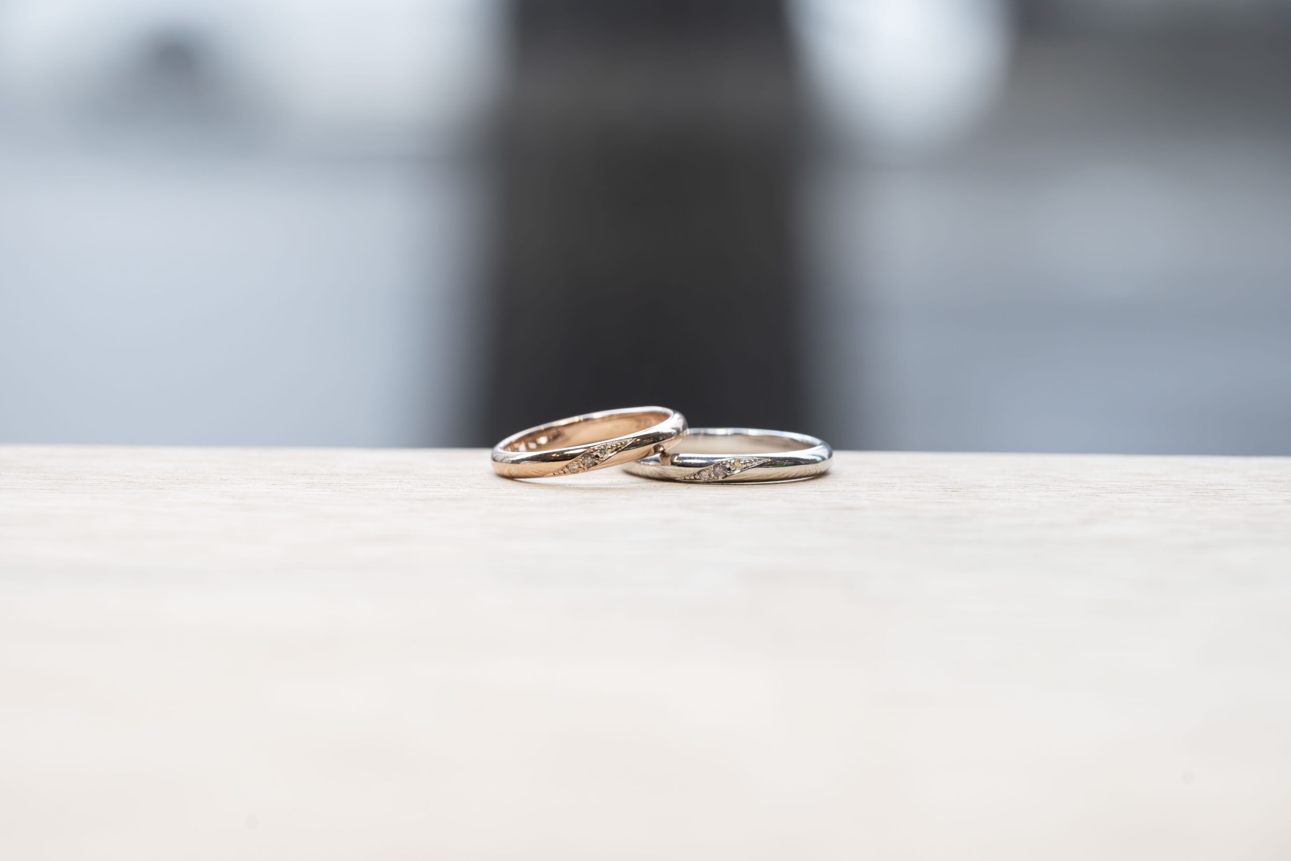 ペアリング（彫金工法）ダイヤモンド彫り留め鏡面