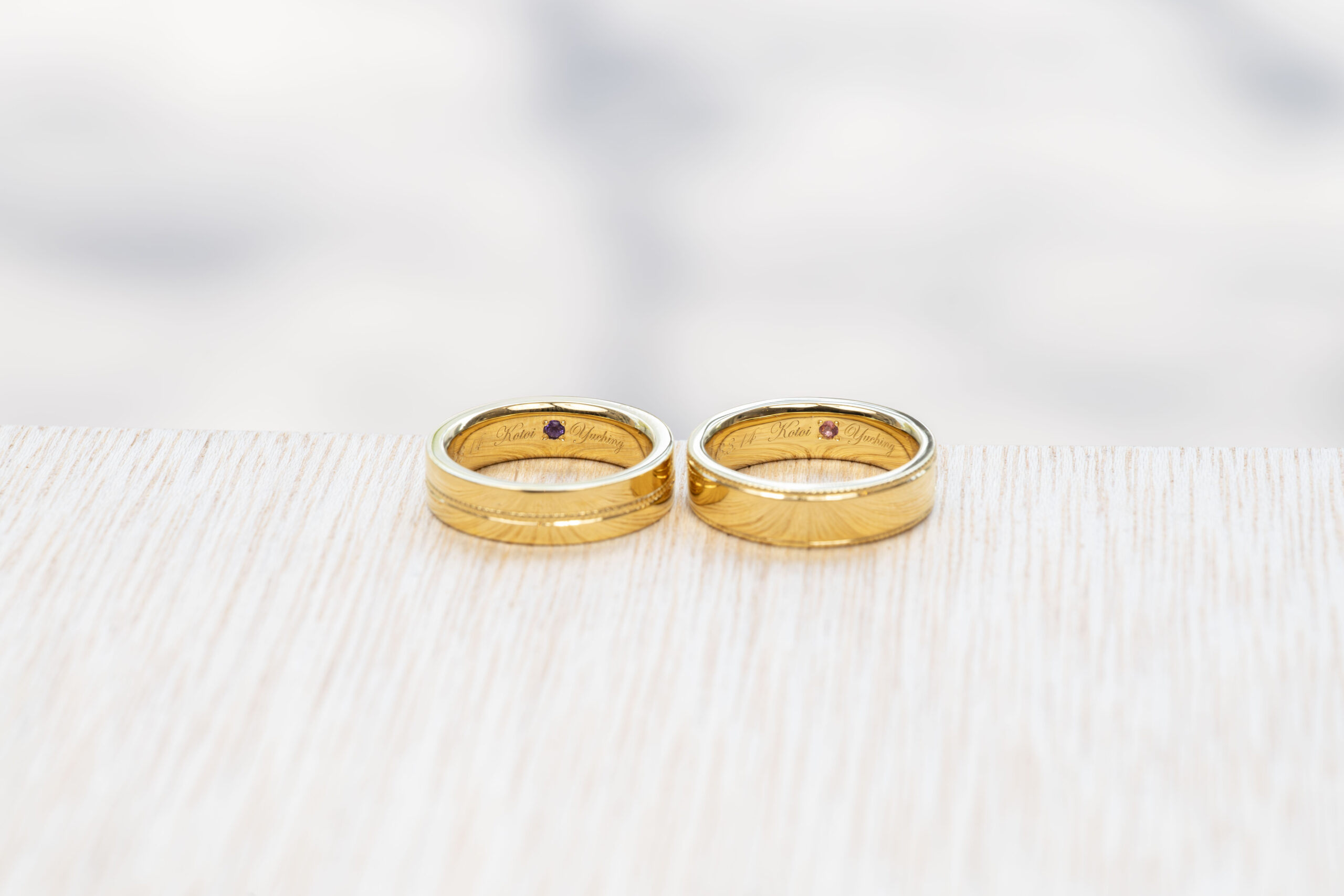 ペアリング（彫金工法）アメジストサファイアななこ留めカラーコーティングミル打ちレーザー刻印鏡面