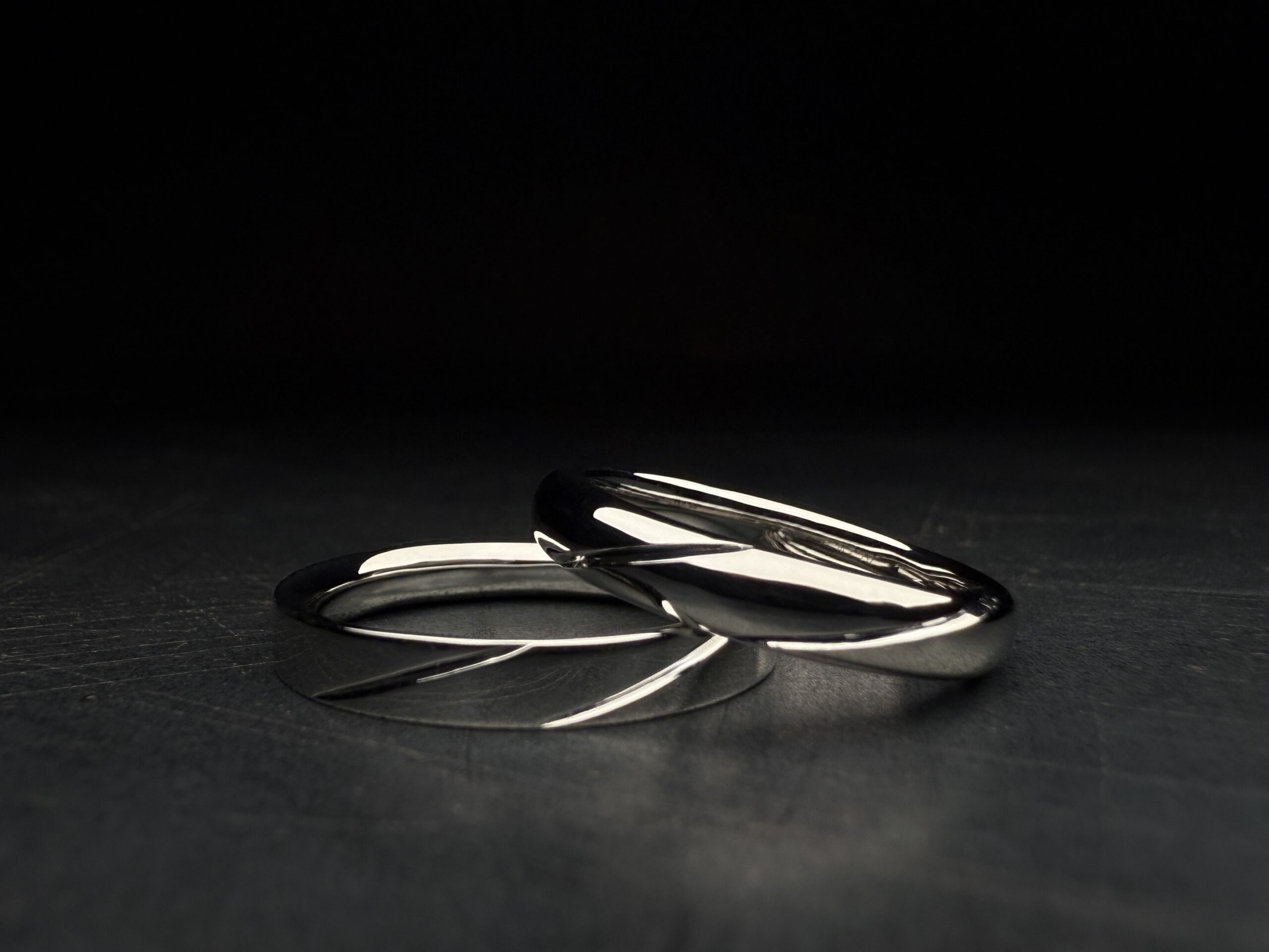 結婚指輪（彫金工法）ライン加工鏡面